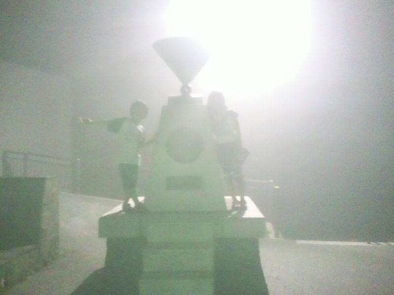 皿倉山頂上の記念碑